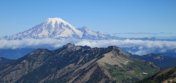 RainierKnifesEdgeTrail